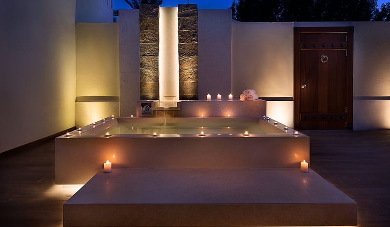 AL SHAMAL OCEAN VIEW POOL VILLA BATHTUB